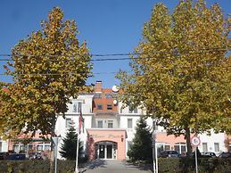 Platan Hotel