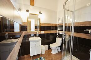 Dizzy Daisy Hostel