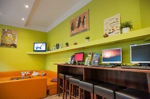 Dizzy Daisy Hostel