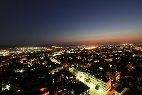 Hotel Cherno More