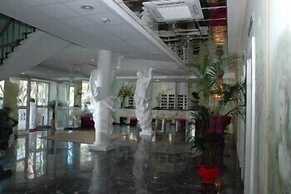 Domizia Palace Hotel
