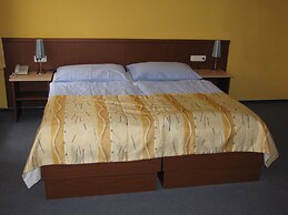 Aparthotel Austria Suites