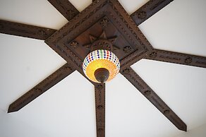 Hideaway Hotel