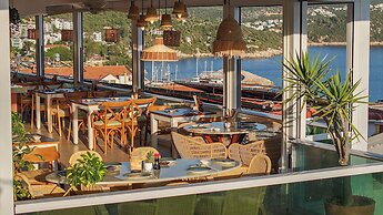 Hideaway Hotel