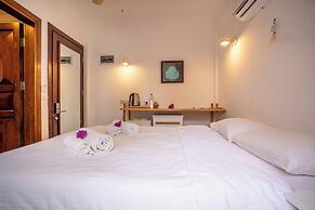 Hideaway Hotel