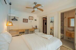 Hideaway Hotel