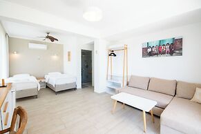 Hideaway Hotel