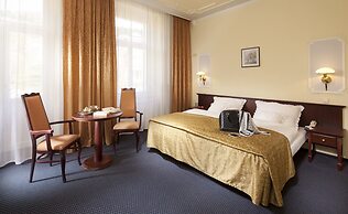 Hotel Excelsior