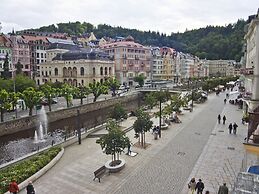 EA Hotel Mozart