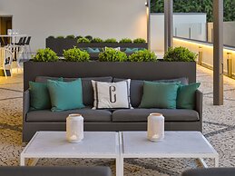 Cidnay - Hotel & Executive Center