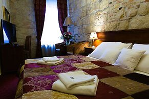 Hotel Rous