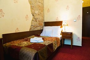 Hotel Rous