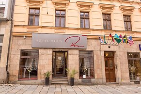 Hotel Rous