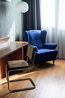 Point Hotel