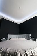 Fly Boutique Hotel