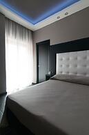 Fly Boutique Hotel