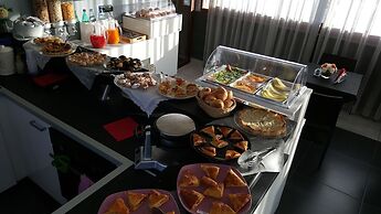 Fly Boutique Hotel
