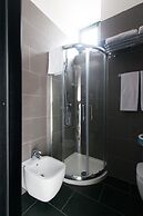 Fly Boutique Hotel