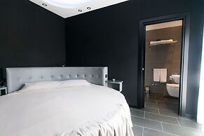 Fly Boutique Hotel