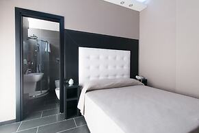 Fly Boutique Hotel