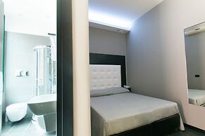 Fly Boutique Hotel