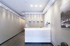 Fly Boutique Hotel