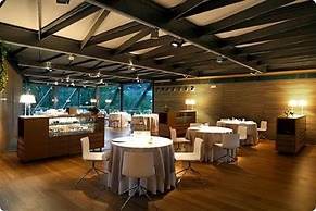 Hotel Món Sant Benet