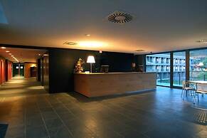 Hotel Món Sant Benet