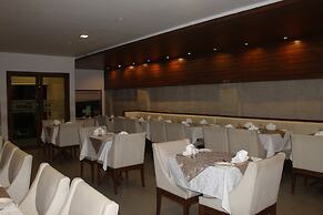 Hotel Apra Inn