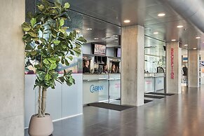 CABINN Metro Hotel