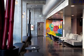 CABINN Metro Hotel