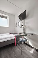 CABINN Metro Hotel