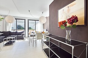 Inside Barcelona Apartments Sants