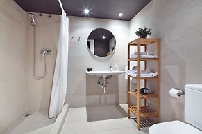 Inside Barcelona Apartments Sants