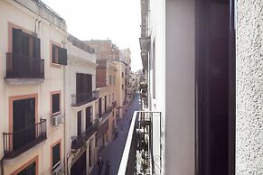 Inside Barcelona Apartments Sants