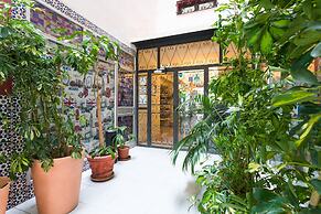 Sol y Miel Hostal