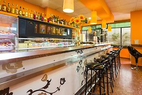 Sol y Miel Hostal