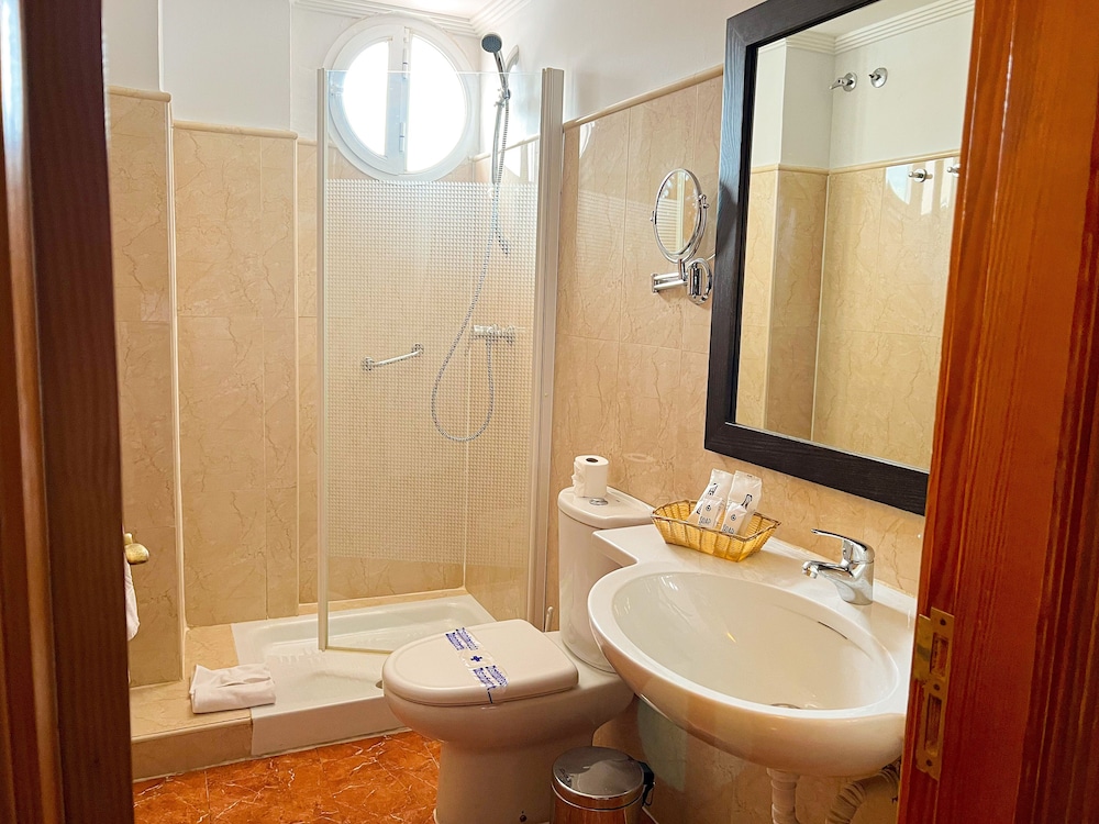 Hotel La Aldea Suites