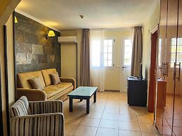 Hotel La Aldea Suites