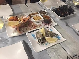 Bed and Breakfast Brezza Marina e Ristorante Shoreline