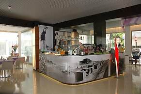 Hotel Elvia