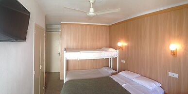 Hostal Rom