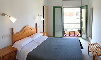 Hostal Rom