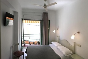 Hostal Rom
