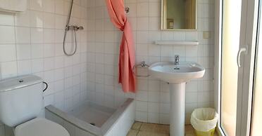Hostal Rom