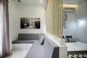 Privee Santorini