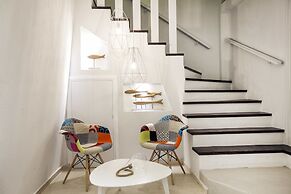 Privee Santorini