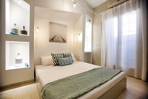 Privee Santorini