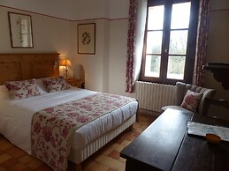 Hotel Charembeau