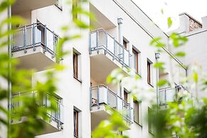 Central Passage Apartments by Vagabond